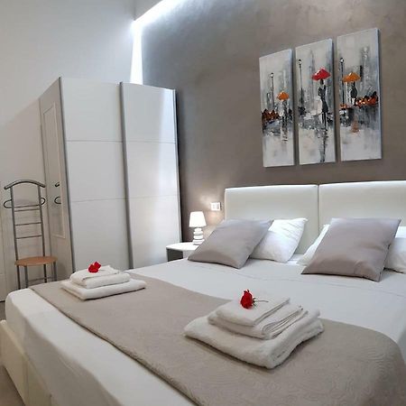 Sweet Home Sofia โบโลญญา ภายนอก รูปภาพ