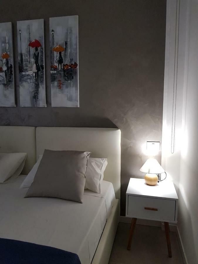 Sweet Home Sofia โบโลญญา ภายนอก รูปภาพ